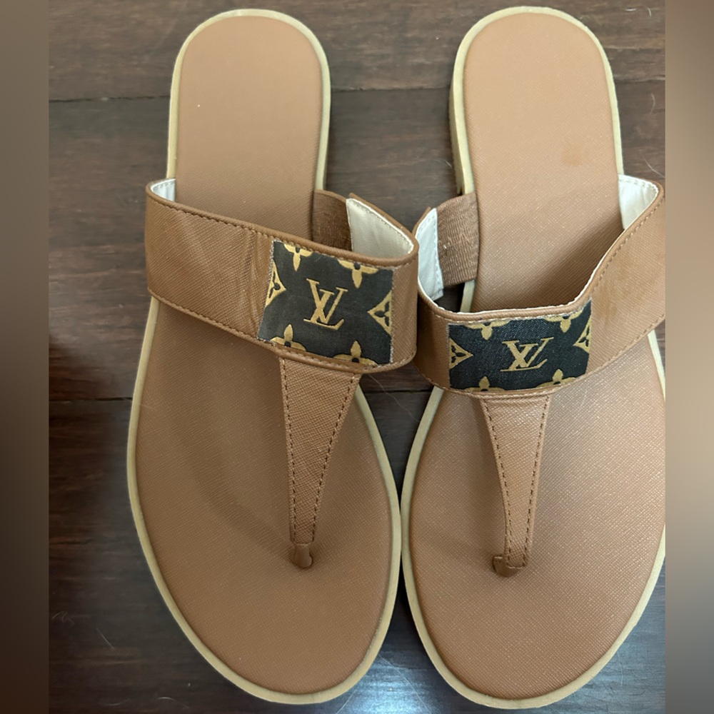 Sandals Size 9